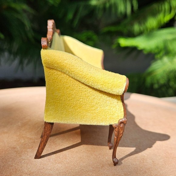 Chippendale Goebel Sofa Dollhouse Miniature 1:12 Scale - Picture 4 of 12